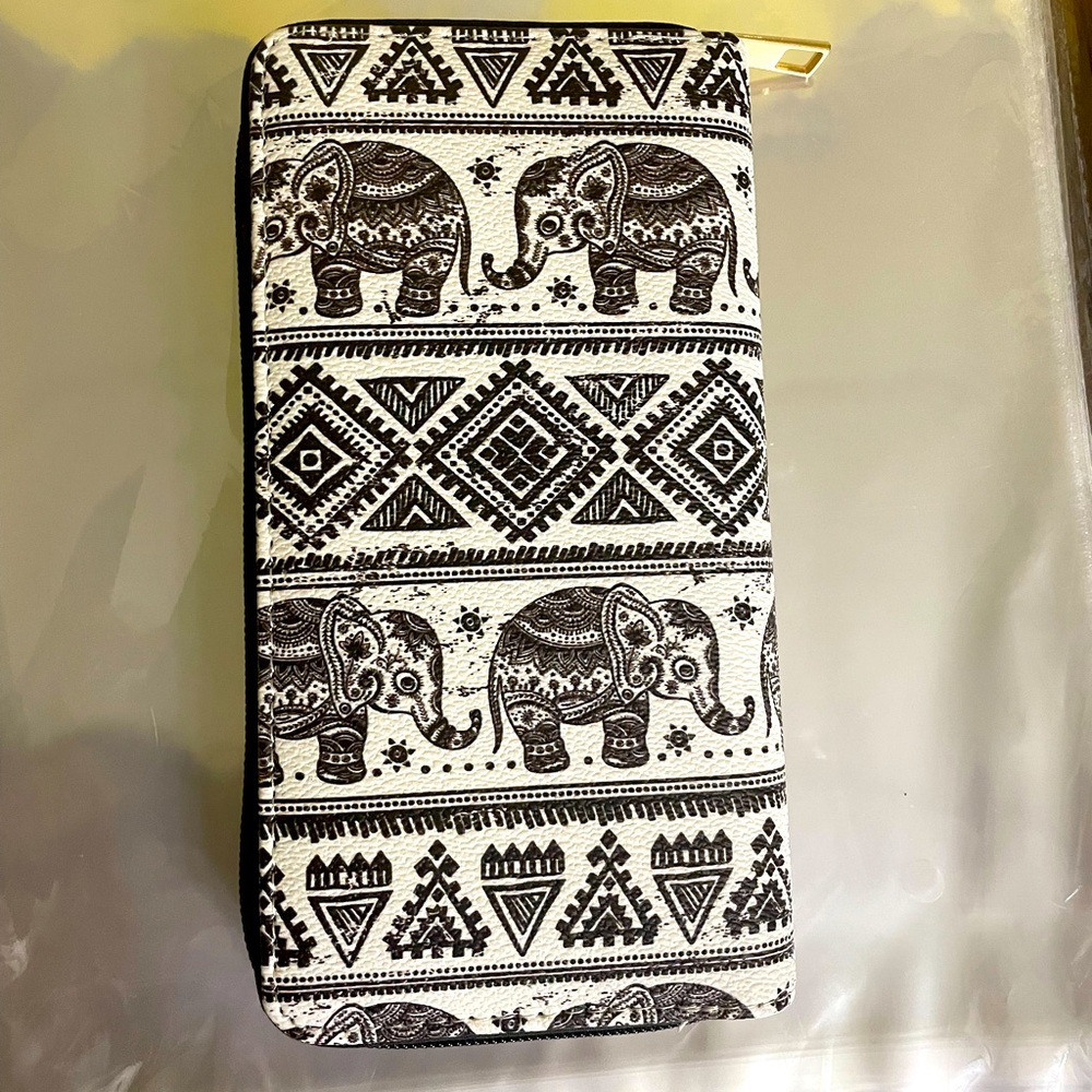 Vinyl Elephant Pattern Wallet